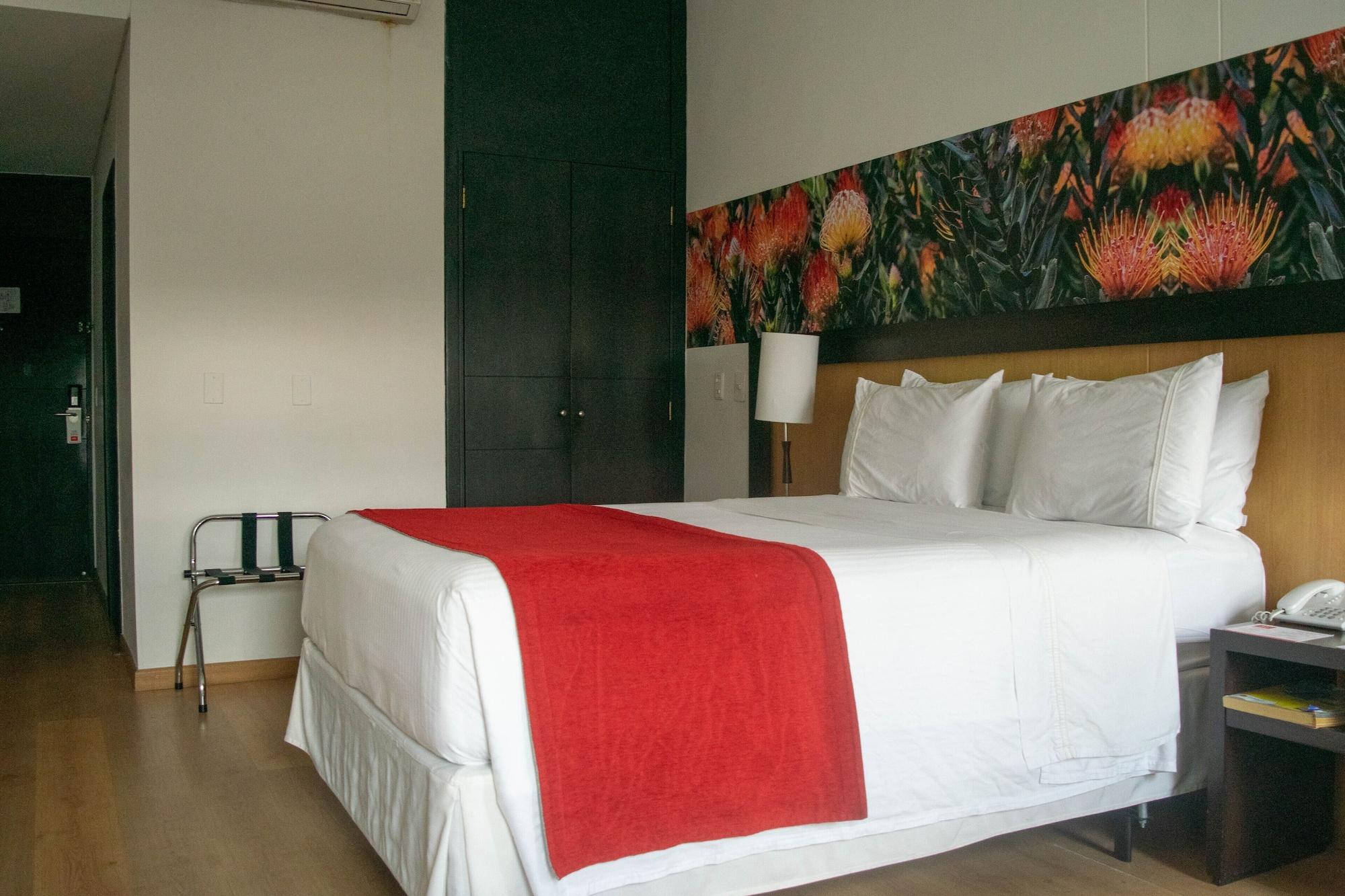 Mi Hotel Sandiego Medellín Exteriör bild